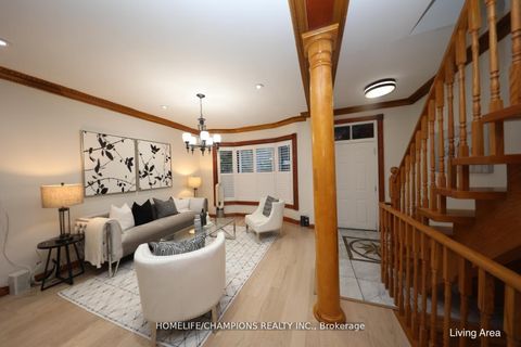 Photo 33 at 291 St Clair Avenue E, Moore Park, Toronto