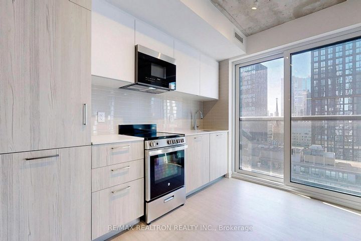 Photo 9 at 1606 - 65 Mutual Street, Yonge Corridor, Toronto