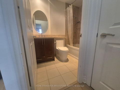 Photo 2 at 1703 - 35 Balmuto Street, Bay Street Corridor, Toronto