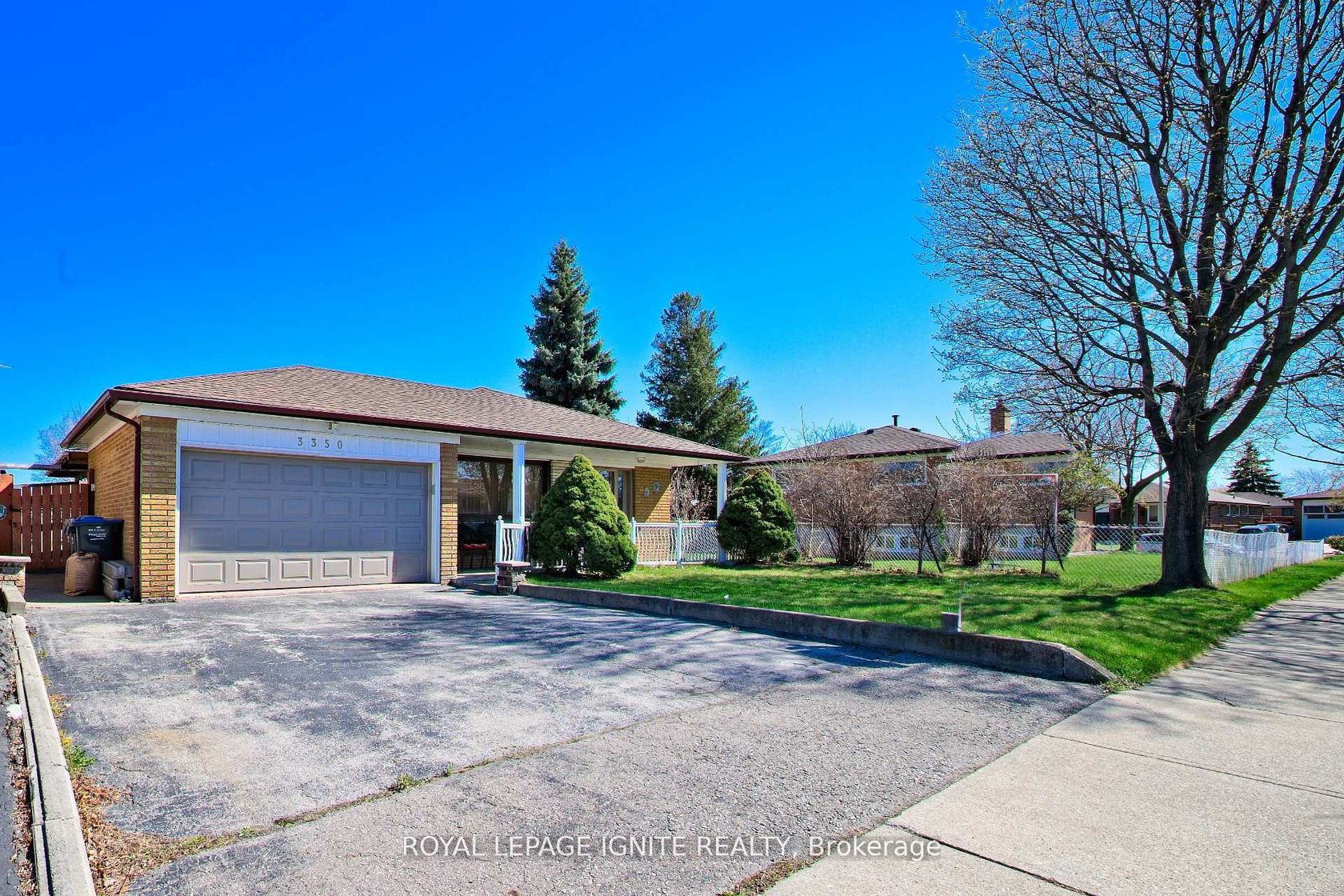 3350 Lehigh Crescent W, Malton, Mississauga by Loree Meneguzzi Real Estate 3350 Lehigh Crescent W, Malton, Mississauga