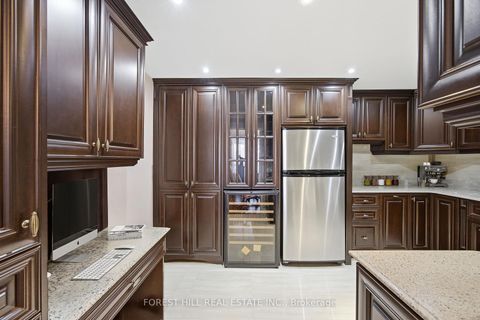 Photo 4 at 507 - 19 Lower Village Gate, Forest Hill South, Toronto