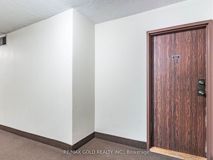 Photo 4 at 1010 - 17 Knightsbridge Road, Queen Street Corridor, Brampton