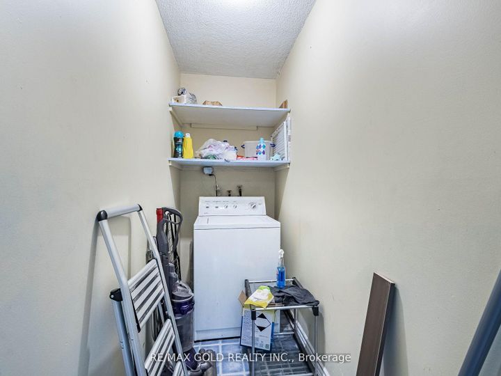 Photo 41 at 1010 - 17 Knightsbridge Road, Queen Street Corridor, Brampton