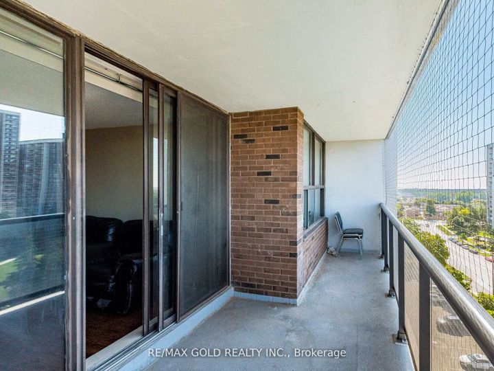 Photo 44 at 1010 - 17 Knightsbridge Road, Queen Street Corridor, Brampton