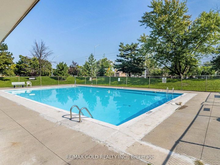 Photo 46 at 1010 - 17 Knightsbridge Road, Queen Street Corridor, Brampton