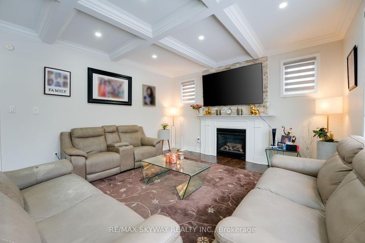 Photo 12 at 67 Veterans Drive, Northwest Brampton, Brampton