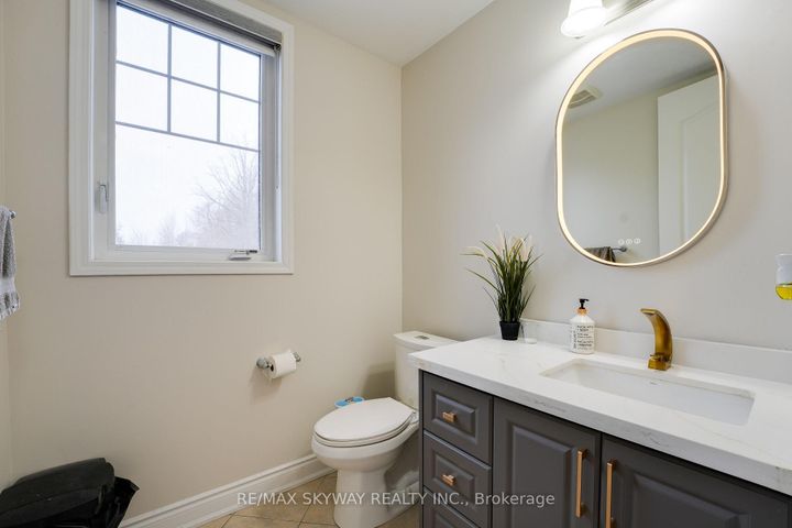 Photo 21 at 67 Veterans Drive, Northwest Brampton, Brampton