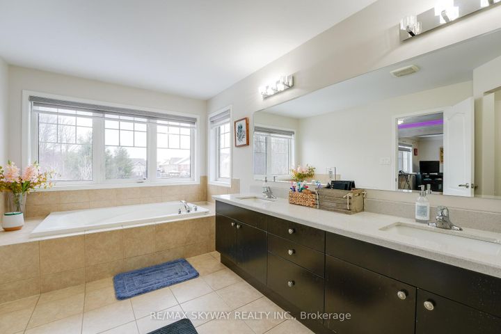 Photo 30 at 67 Veterans Drive, Northwest Brampton, Brampton