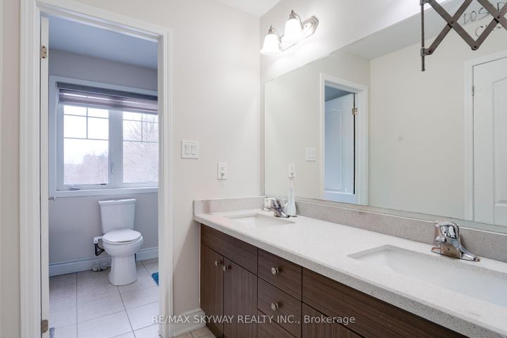 Photo 36 at 67 Veterans Drive, Northwest Brampton, Brampton