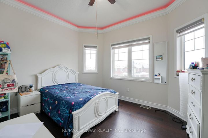 Photo 38 at 67 Veterans Drive, Northwest Brampton, Brampton