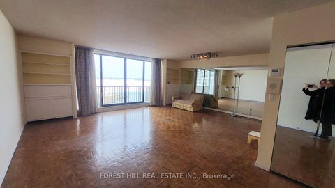 Photo 6 at #1004 - 33 HARBOUR Square, Waterfront Communities C1, Toronto