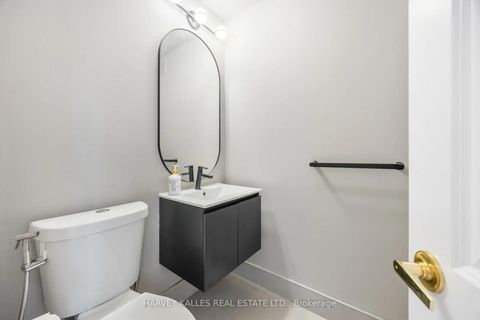 Photo 16 at 178 Three Valleys Drive, Donalda, Toronto