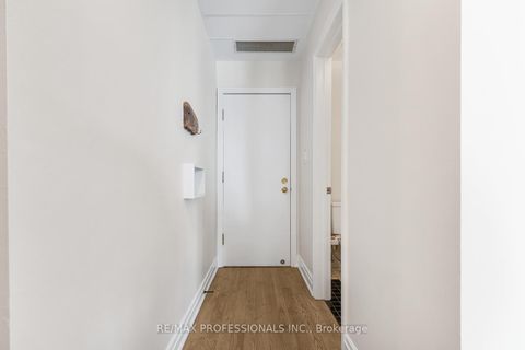 Photo 16 at C - 253 Wellesley Street E, South St. James Town, Toronto