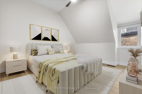 Photo 19 at C - 253 Wellesley Street E, South St. James Town, Toronto