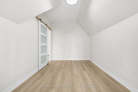 Photo 25 at C - 253 Wellesley Street E, South St. James Town, Toronto