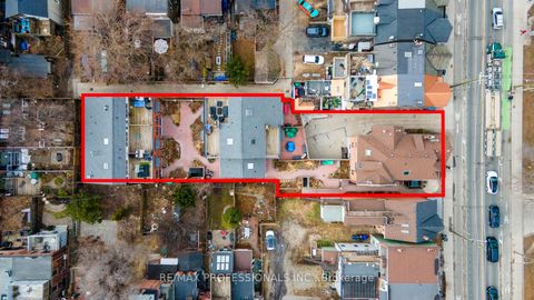 Photo 31 at C - 253 Wellesley Street E, South St. James Town, Toronto