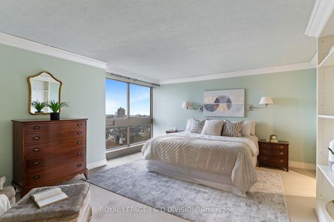 Photo 14 at 1405 - 63 St Clair Avenue W, St. Clair, Toronto