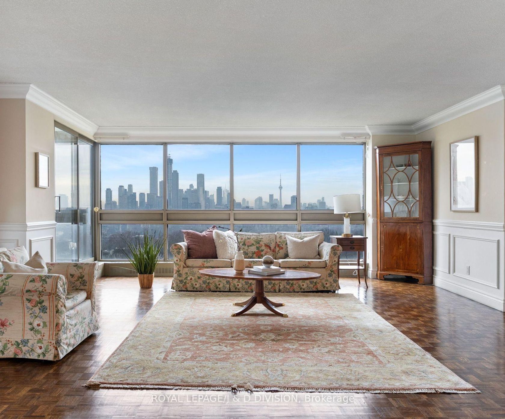 1405 - 63 St Clair Avenue W, St. Clair, Toronto by Loree Meneguzzi Real Estate 1405 - 63 St Clair Avenue W, St. Clair, Toronto