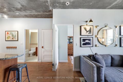 Photo 8 at 718 - 1005 King Street W, Niagara, Toronto