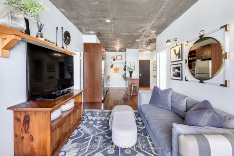 Photo 12 at 718 - 1005 King Street W, Niagara, Toronto