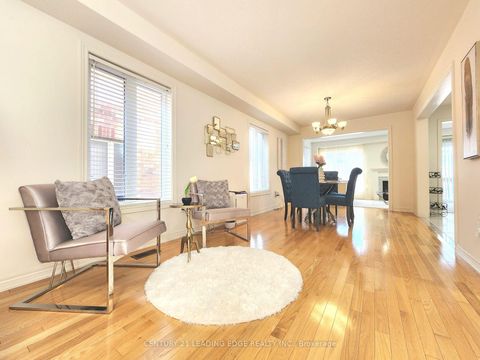 Photo 4 at 93 Treasure Hill Road, Maple, Vaughan