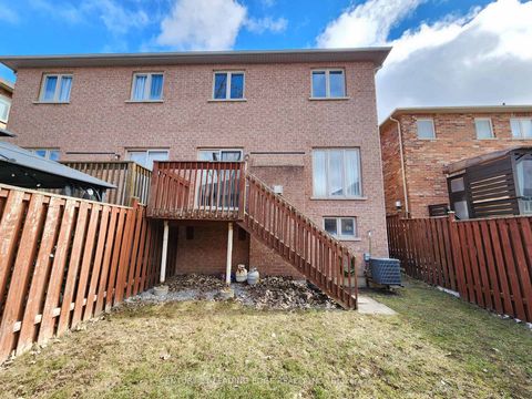 Photo 6 at 93 Treasure Hill Road, Maple, Vaughan