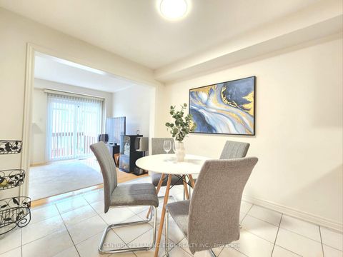 Photo 12 at 93 Treasure Hill Road, Maple, Vaughan