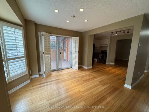 Photo 6 at 27 Dawson Crescent, Hills of St Andrew, Aurora