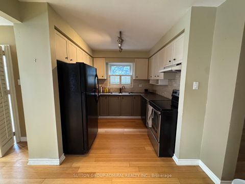 Photo 7 at 27 Dawson Crescent, Hills of St Andrew, Aurora