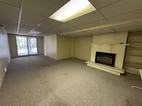 Photo 16 at 27 Dawson Crescent, Hills of St Andrew, Aurora