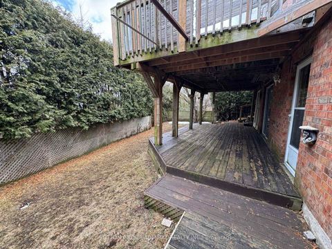 Photo 18 at 27 Dawson Crescent, Hills of St Andrew, Aurora