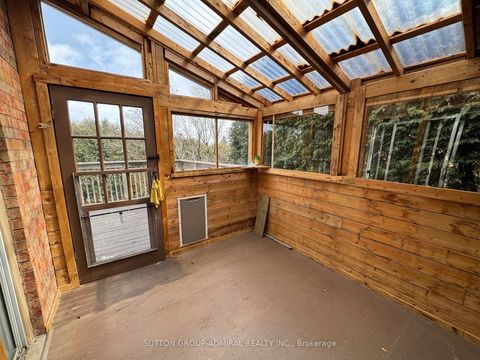 Photo 19 at 27 Dawson Crescent, Hills of St Andrew, Aurora