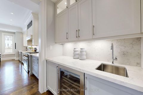 Photo 24 at 122 Parkview Avenue, Willowdale East, Toronto
