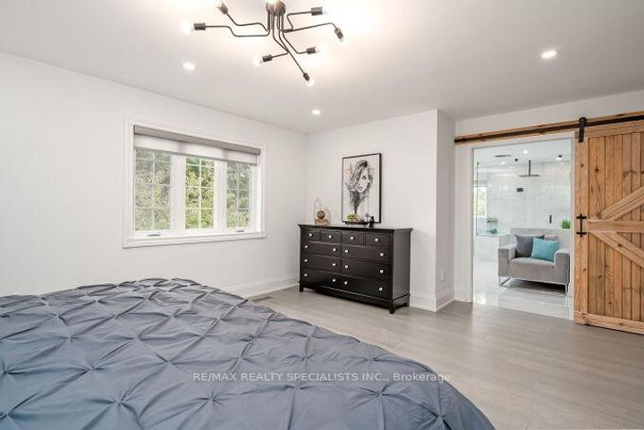 Photo 24 at 7123 White Pine Court, Meadowvale Village, Mississauga