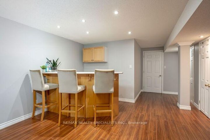 Photo 38 at 7123 White Pine Court, Meadowvale Village, Mississauga