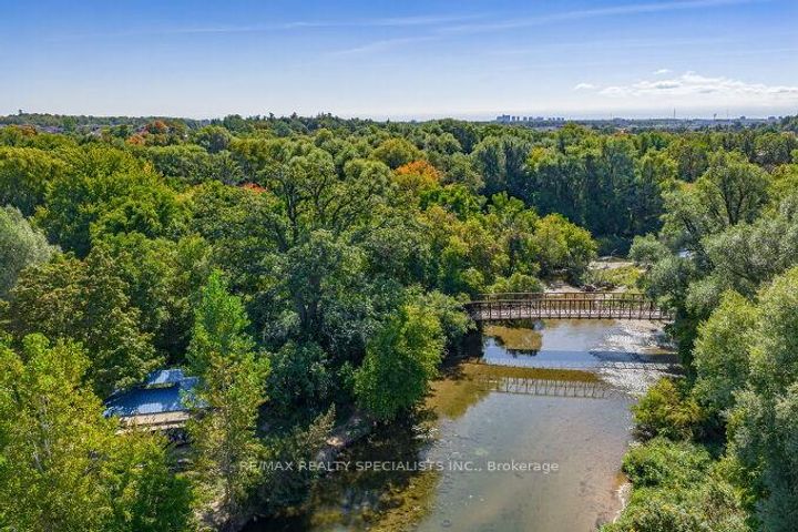 Photo 47 at 7123 White Pine Court, Meadowvale Village, Mississauga