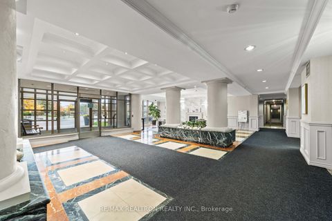 Photo 5 at 312 - 11 Townsgate Drive, Yorkhill, Vaughan