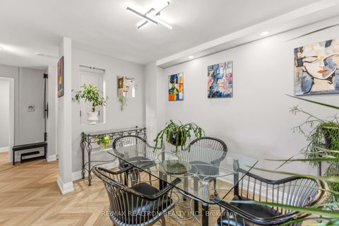 Photo 25 at 312 - 11 Townsgate Drive, Yorkhill, Vaughan