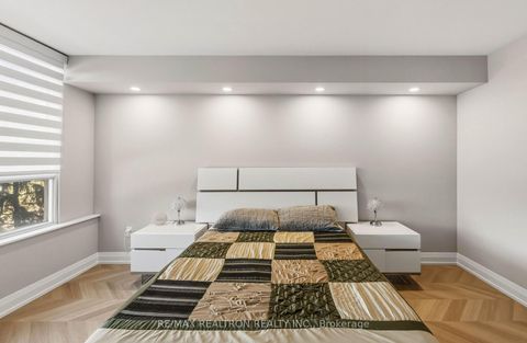 Photo 28 at 312 - 11 Townsgate Drive, Yorkhill, Vaughan