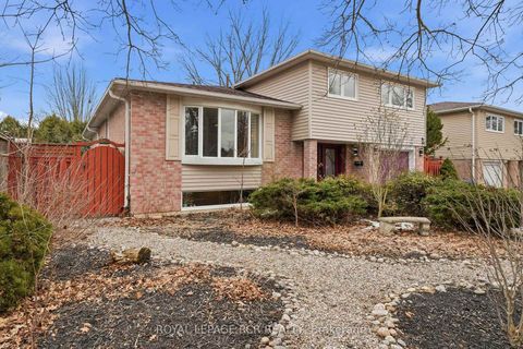 Photo 1 at 65 Mark Street, Aurora Village, Aurora