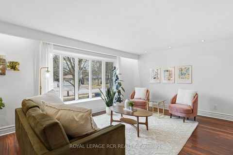 Photo 11 at 65 Mark Street, Aurora Village, Aurora