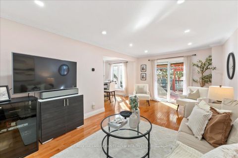 Photo 5 at 780 Hampton Court, West Shore, Pickering