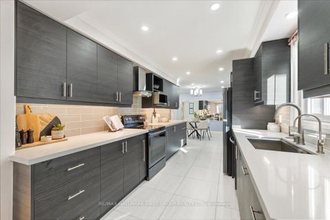 Photo 14 at 780 Hampton Court, West Shore, Pickering