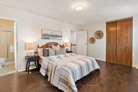 Photo 26 at 780 Hampton Court, West Shore, Pickering