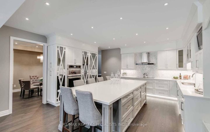 Photo 5 at 19 Dancing Waters Road, Bram West, Brampton