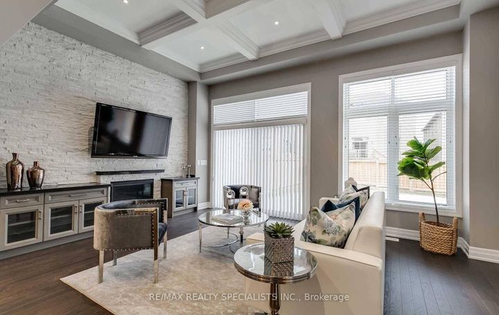 Photo 7 at 19 Dancing Waters Road, Bram West, Brampton