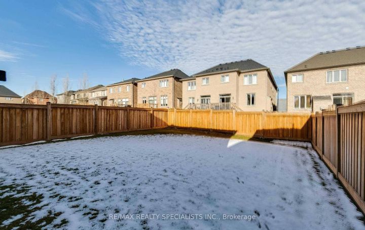 Photo 19 at 19 Dancing Waters Road, Bram West, Brampton