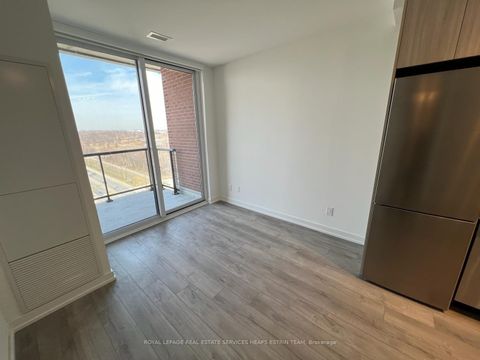 Photo 6 at 1104 - 3100 Keele Street, CFB, Toronto