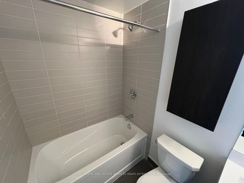 Photo 10 at 1104 - 3100 Keele Street, CFB, Toronto