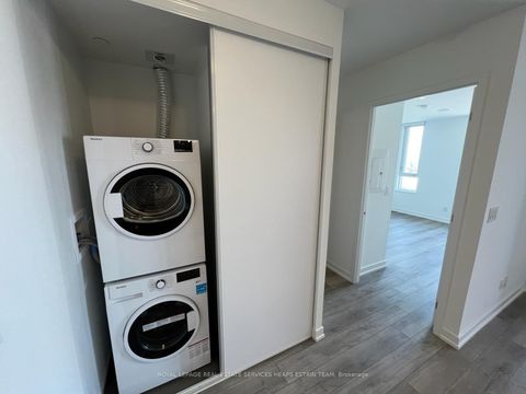 Photo 15 at 1104 - 3100 Keele Street, CFB, Toronto